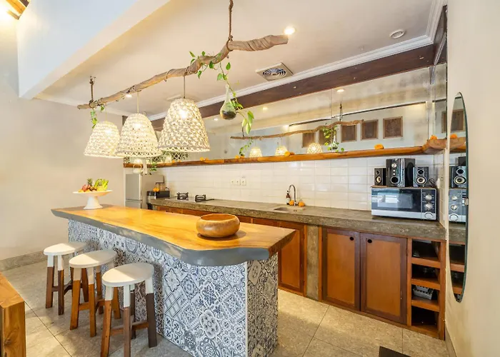 Sarong 2 Chic 2br Boho Prime Location Villa