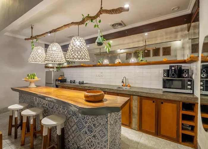 Villa Sarong 2 Chic 2br Boho Prime Location Seminyak (Bali)